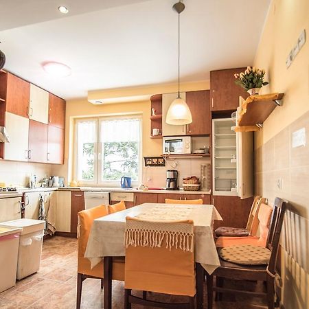 Guest House Wanda Валбжих Екстер'єр фото